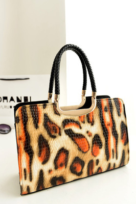 厂家直销欧美豹纹定型手提单肩包 时尚与品质的代名词