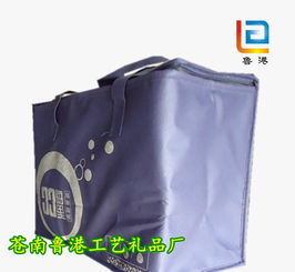 2013年新款海鲜冷藏包 银色印刷多功能无纺布冰包选购指南